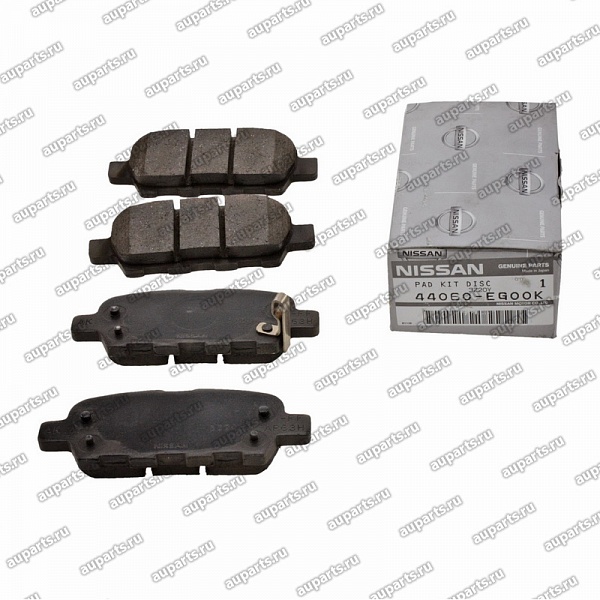 колодки тормозные задние 44060-EG00K